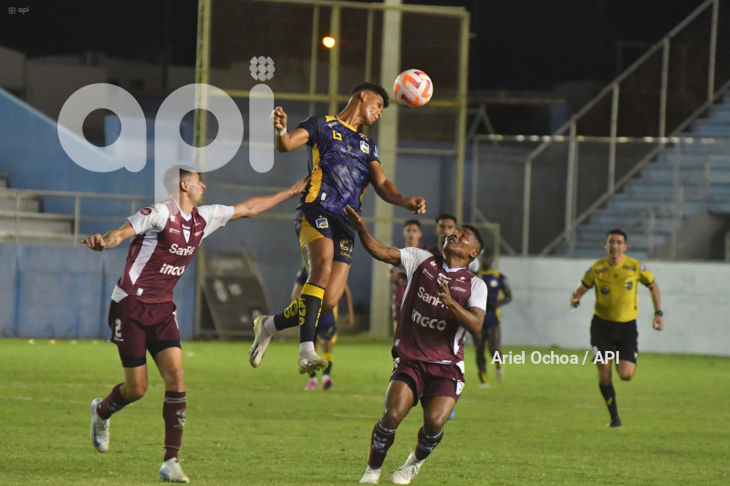 FBL-LIGAPRO-DELFIN-MACARA