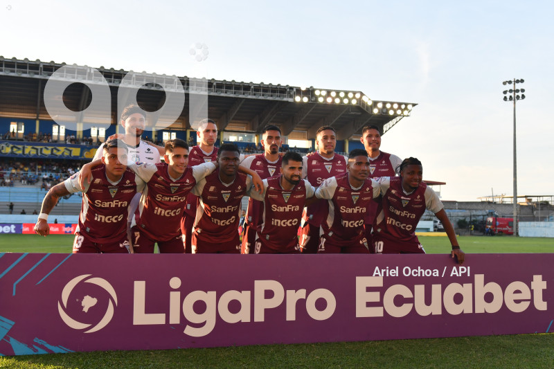 FBL-LIGAPRO-DELFIN-MACARA