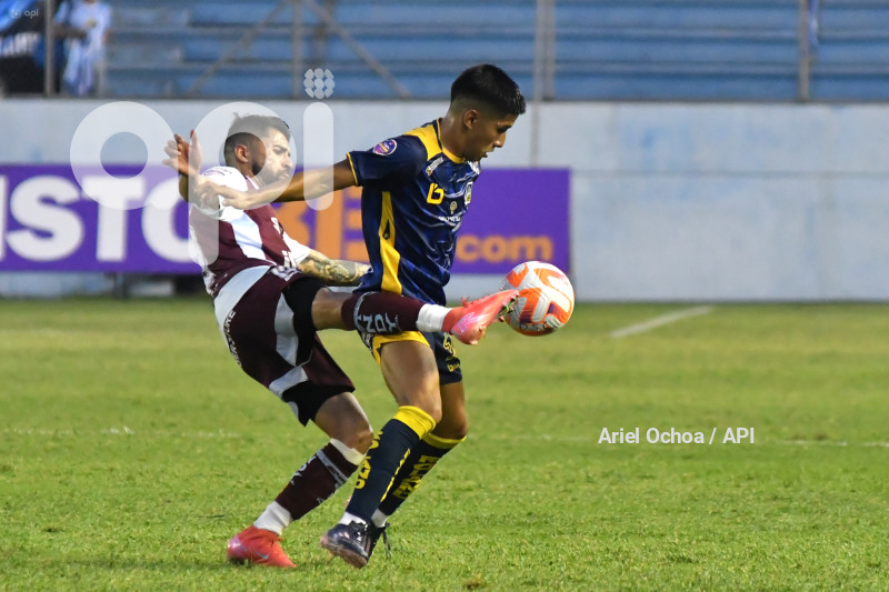 FBL-LIGAPRO-DELFIN-MACARA