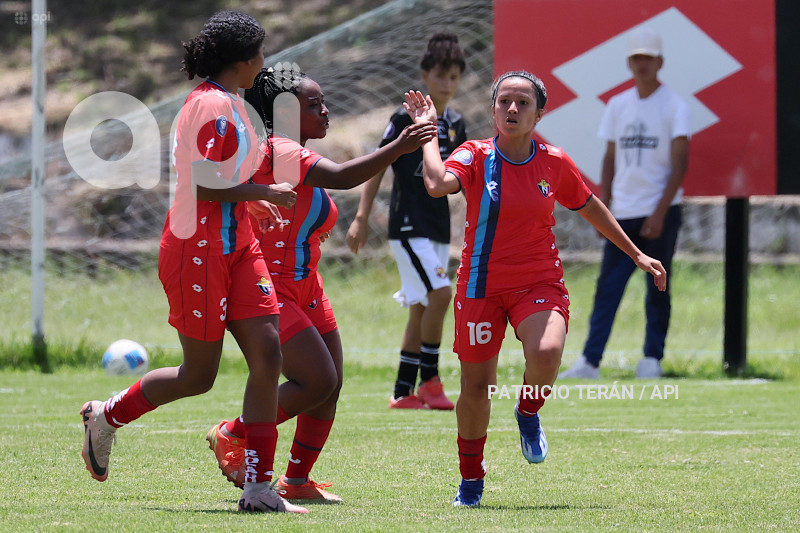 FBL SUPERLIGA FEMENINA NACIONAL VS BARCELONA