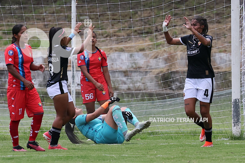 FBL SUPERLIGA FEMENINA NACIONAL VS BARCELONA