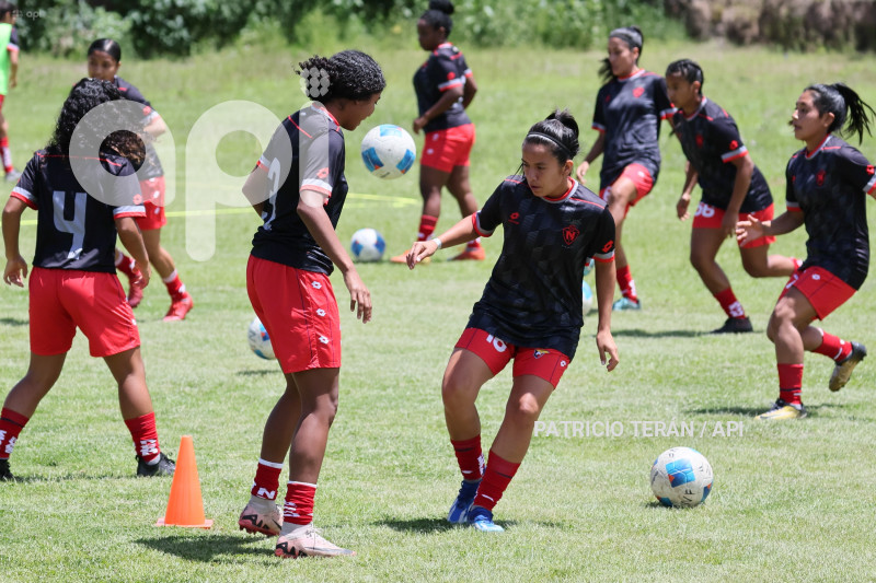 FBL SUPERLIGA FEMENINA NACIONAL VS BARCELONA