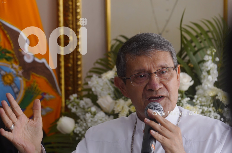 GYE-CARDENAL CABRERA-PAPA FRANCISCO