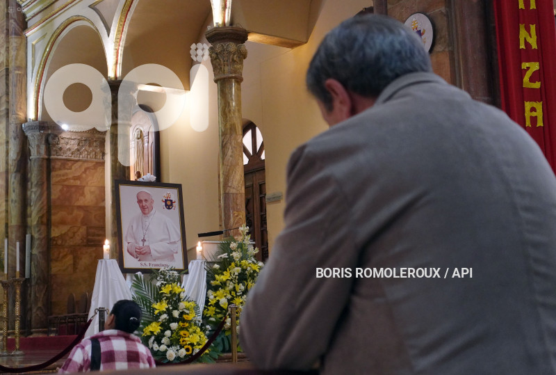 CUENCA-IMAGEN PAPA FRANCISCO-CATEDRAL