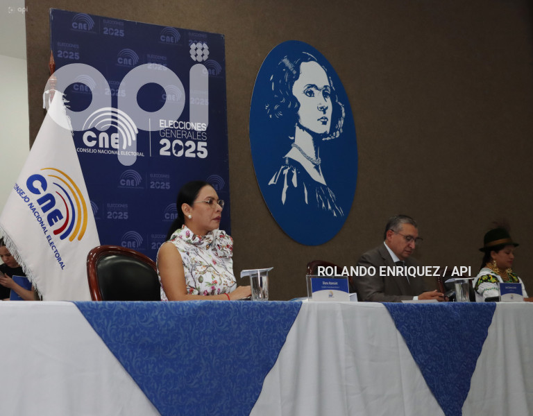 CNE AUDIENCIA DE ESCRUTINIO