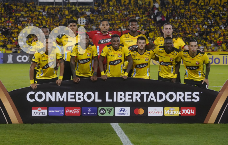 FBL-LIBERTADORES-BARCELONA-UNIVERSITARIO
