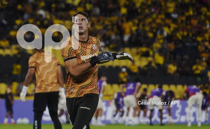 FBL-LIBERTADORES-BARCELONA-UNIVERSITARIO