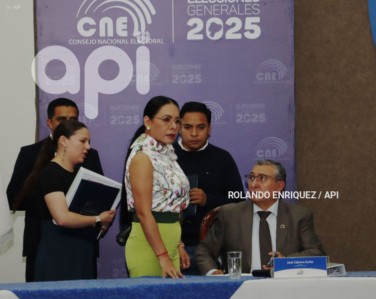 CNE AUDIENCIA DE ESCRUTINIO