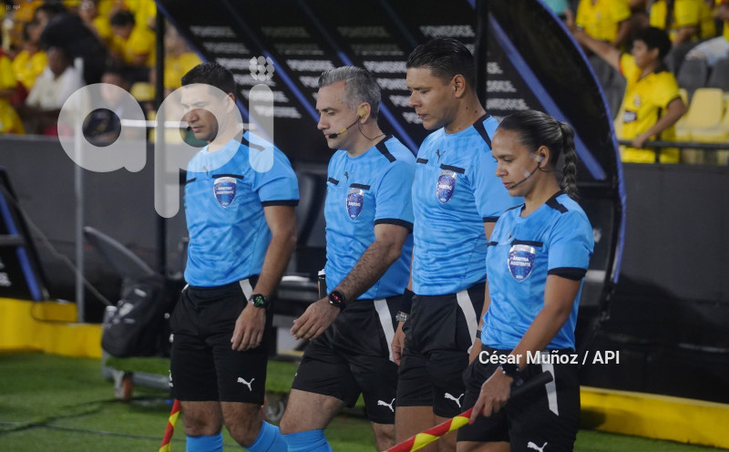 FBL-LIBERTADORES-BARCELONA-UNIVERSITARIO