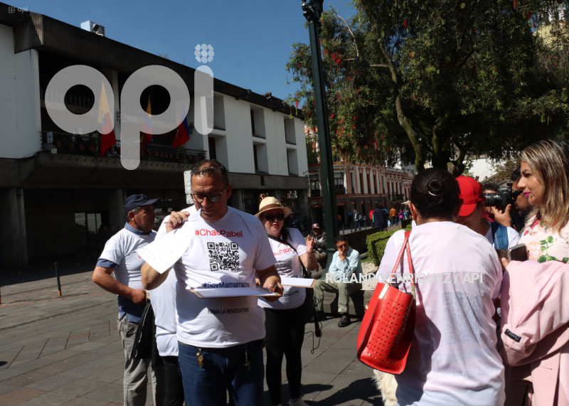 INICIA RECOLECCION FIRMAS CHAO PABEL