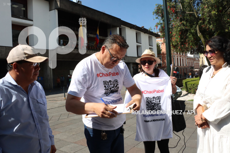 INICIA RECOLECCION FIRMAS CHAO PABEL