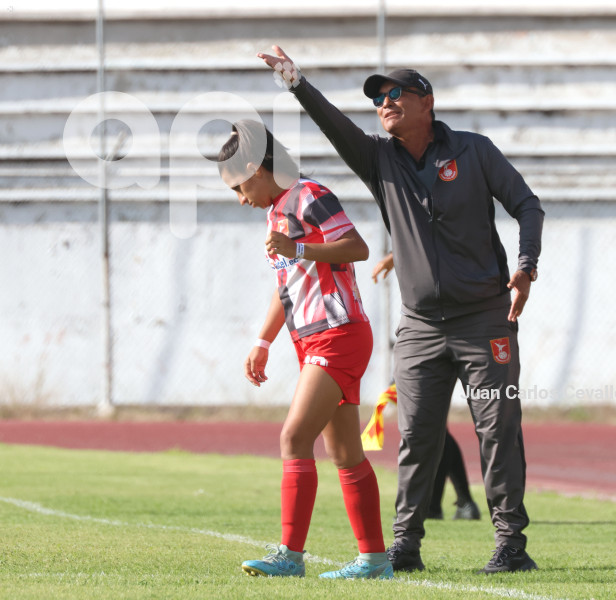 FBL-SUPERLIGA-DEPORTIVO IBARRA-MACARÁ