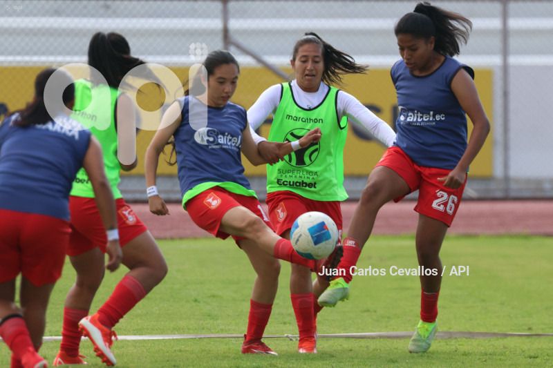 FBL-SUPERLIGA-DEPORTIVO IBARRA-MACARÁ