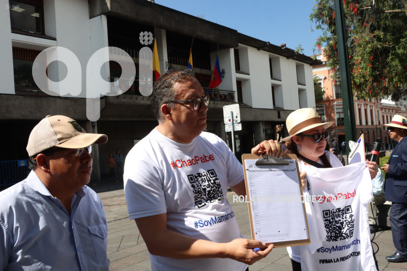 INICIA RECOLECCION FIRMAS CHAO PABEL