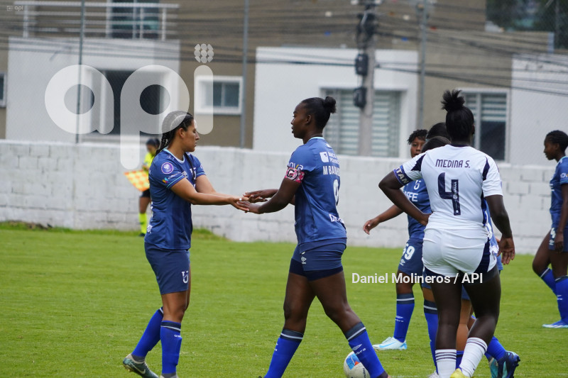 FBL FEMENINA CATOLICA EMELEC