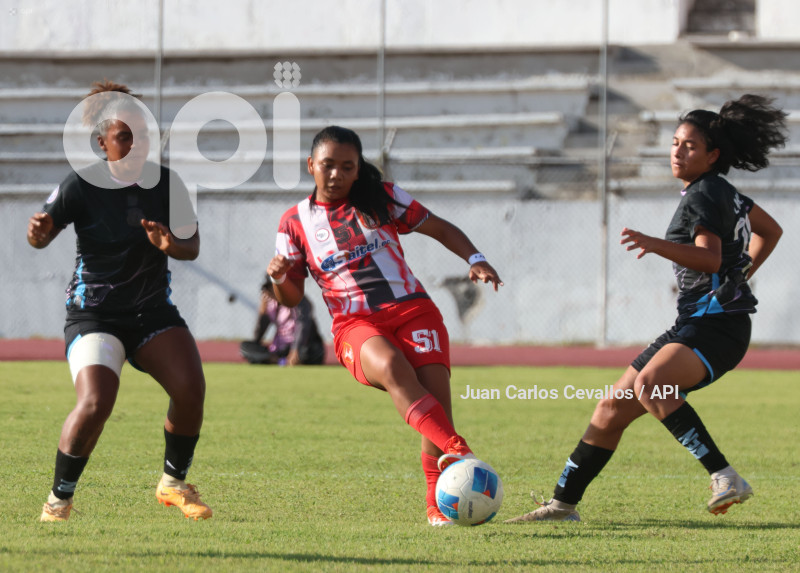 FBL-SUPERLIGA-DEPORTIVO IBARRA-MACARÁ