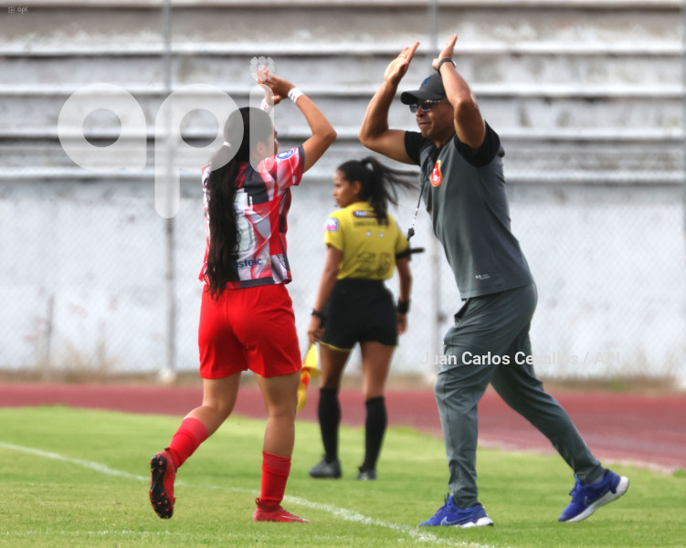 FBL-SUPERLIGA-DEPORTIVO IBARRA-MACARÁ