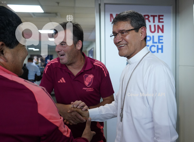 GYE-VIAJE CARDENAL CABRERA