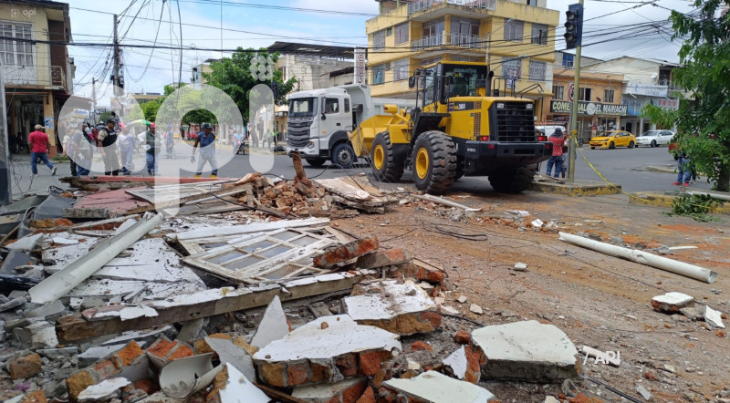 ESM-TEMBLOR ESMERALDAS