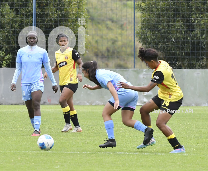 FBL SUPERLIGA FEMENINA MACARA VS BARCELONA