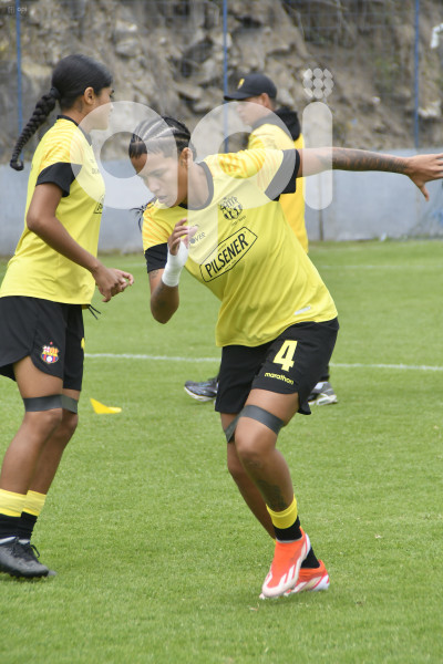 FBL SUPERLIGA FEMENINA MACARA VS BARCELONA