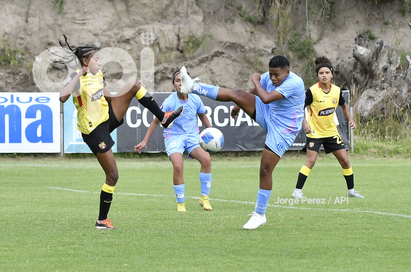 FBL SUPERLIGA FEMENINA MACARA VS BARCELONA