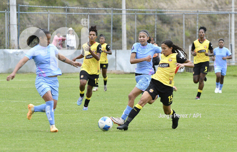 FBL SUPERLIGA FEMENINA MACARA VS BARCELONA