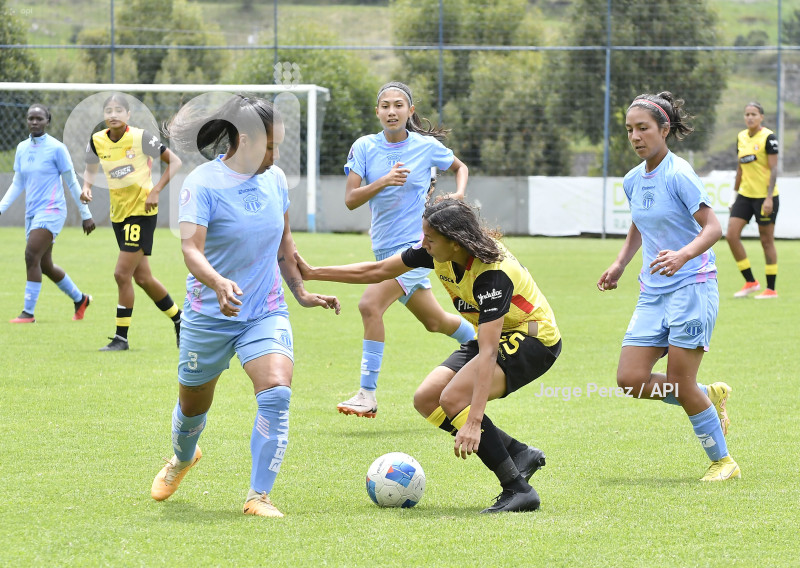 FBL SUPERLIGA FEMENINA MACARA VS BARCELONA