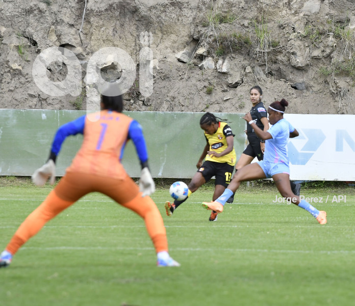 FBL SUPERLIGA FEMENINA MACARA VS BARCELONA