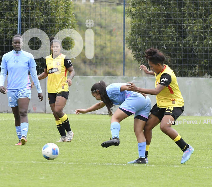 FBL SUPERLIGA FEMENINA MACARA VS BARCELONA