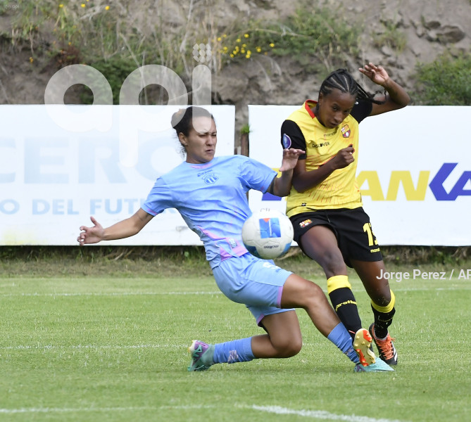 FBL SUPERLIGA FEMENINA MACARA VS BARCELONA