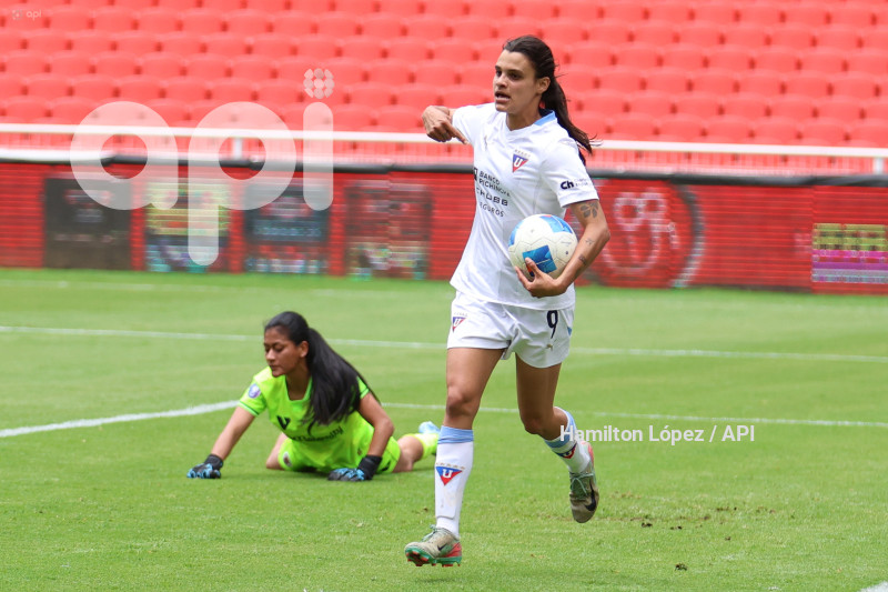 FBL-SUPERLIGA-FEMENINA-ECUABET-LDU-VINOTINTO