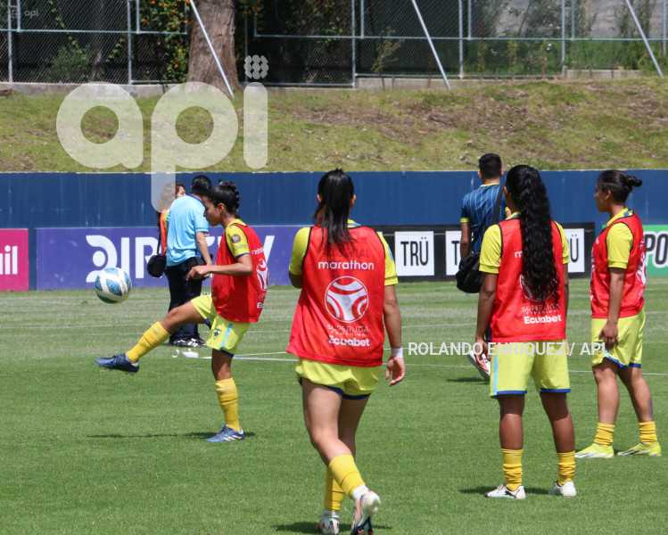 FBL SUPERLIGA FEMENINA DRAGONAS IDV VS ESPUCE
