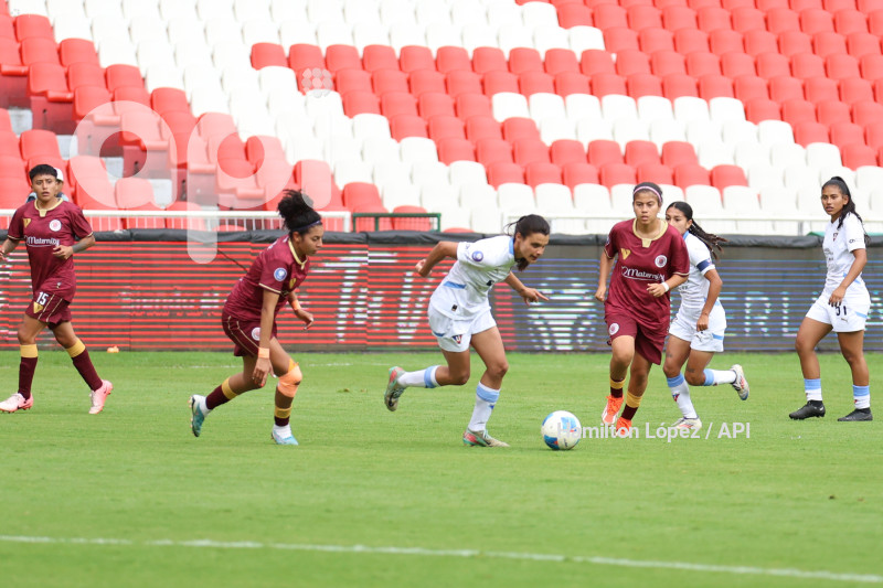 FBL-SUPERLIGA-FEMENINA-ECUABET-LDU-VINOTINTO