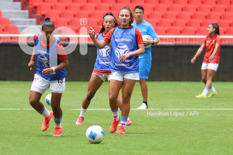 FBL-SUPERLIGA-FEMENINA-ECUABET-LDU-VINOTINTO