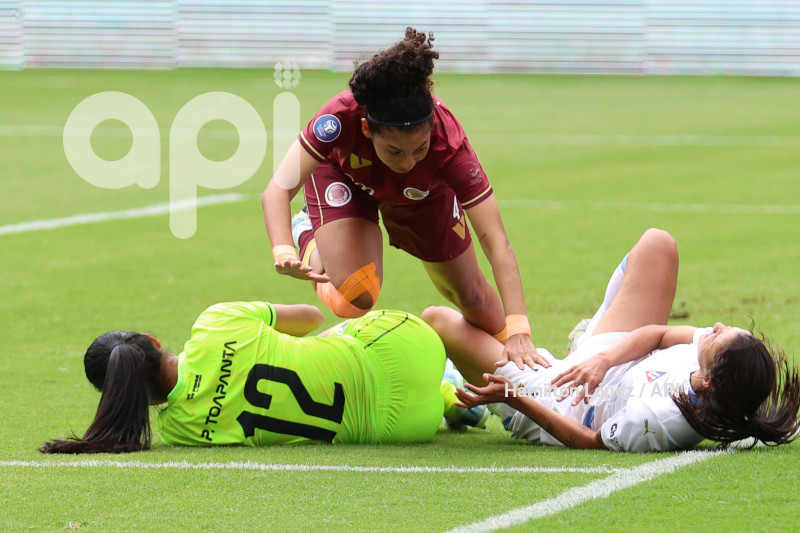 FBL-SUPERLIGA-FEMENINA-ECUABET-LDU-VINOTINTO