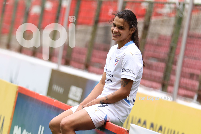 FBL-SUPERLIGA-FEMENINA-ECUABET-LDU-VINOTINTO