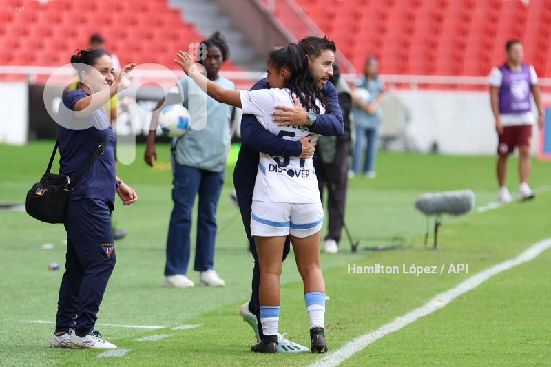 FBL-SUPERLIGA-FEMENINA-ECUABET-LDU-VINOTINTO