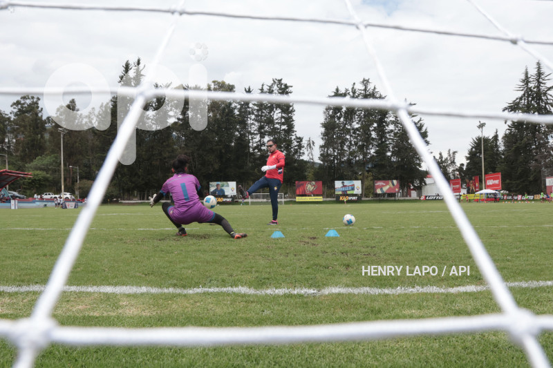 FBL SUPERLIGA FEMENINA EL NACIONAL VS ÑAÑAS