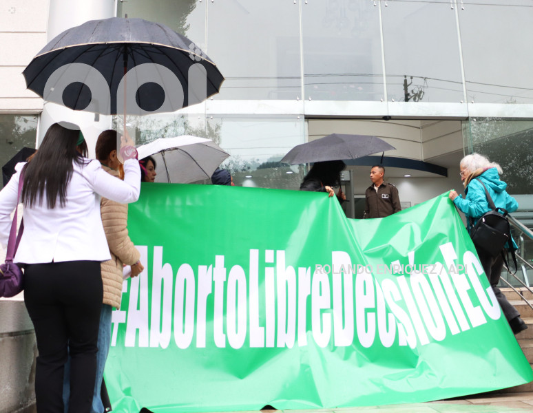 PLANTON ABORTO CORTE CONSTITUCIONAL