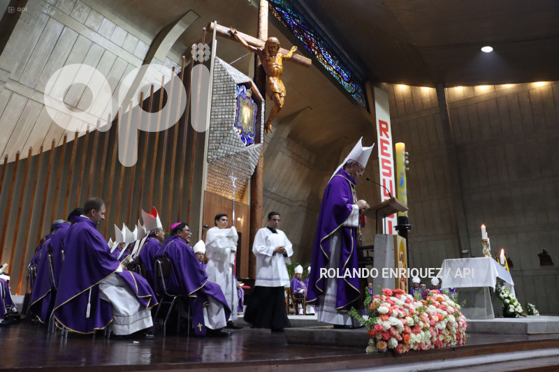 MISA DE SUFRAGIO POR EL PAPA FRANCISCO