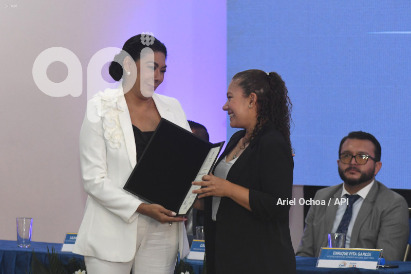 PORTOVIEJO-CNE-ASAMBLEISTAS-CREDENCIALES