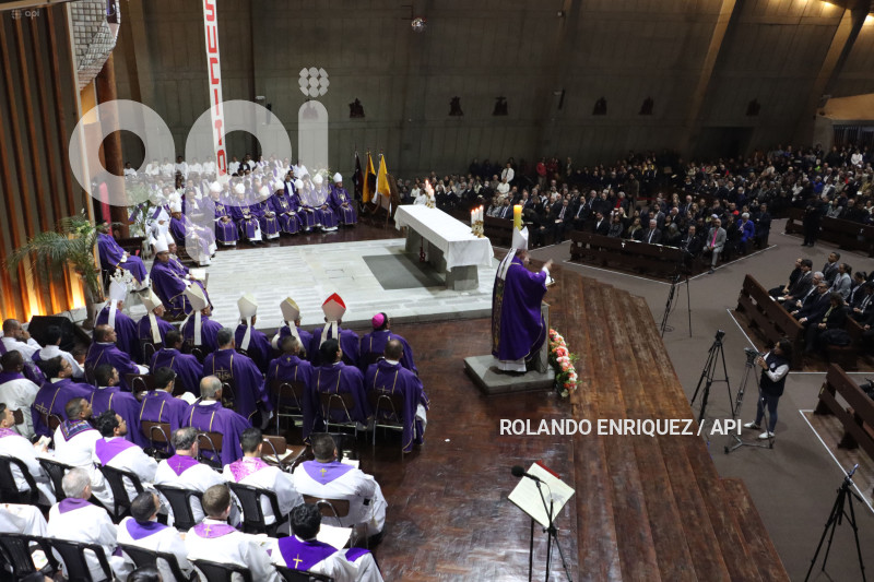 MISA DE SUFRAGIO POR EL PAPA FRANCISCO