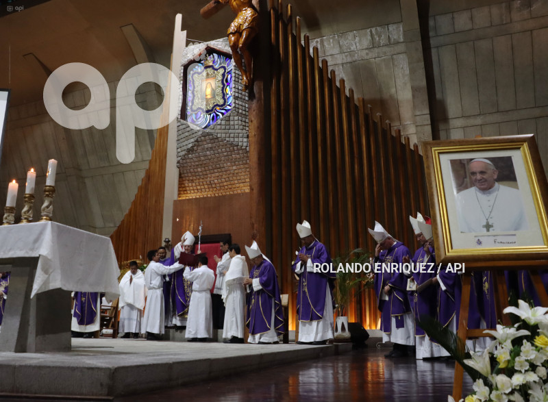 MISA DE SUFRAGIO POR EL PAPA FRANCISCO