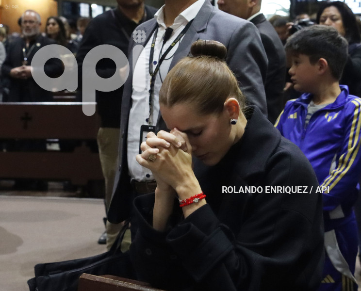 MISA DE SUFRAGIO POR EL PAPA FRANCISCO