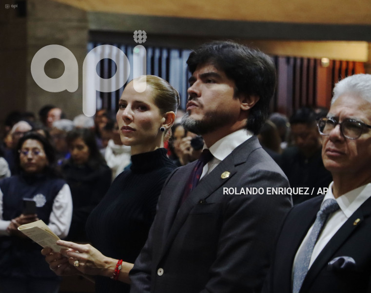 MISA DE SUFRAGIO POR EL PAPA FRANCISCO