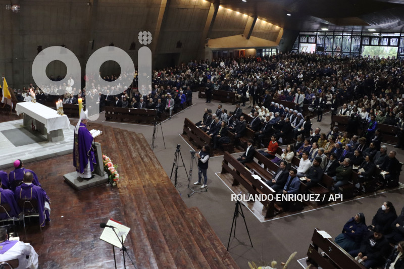 MISA DE SUFRAGIO POR EL PAPA FRANCISCO