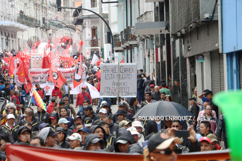 QUITO MARCHA 1 DE MAYO