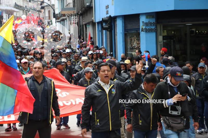 QUITO MARCHA 1 DE MAYO