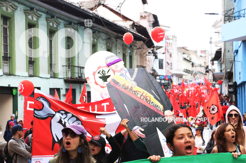 QUITO MARCHA 1 DE MAYO